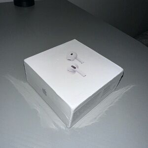 COPY - NEW Airpods Pro (2nd generation) with MagSafe Case (USB-C)